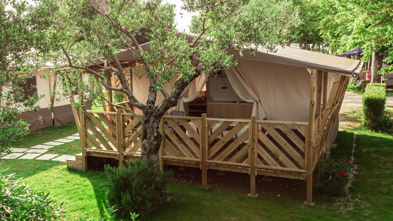 Sereno Camping Holiday Moniga del Garda Zewnętrze zdjęcie