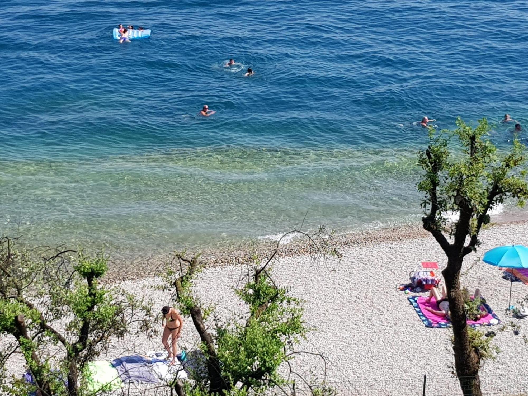 Sereno Camping Holiday Moniga del Garda Zewnętrze zdjęcie